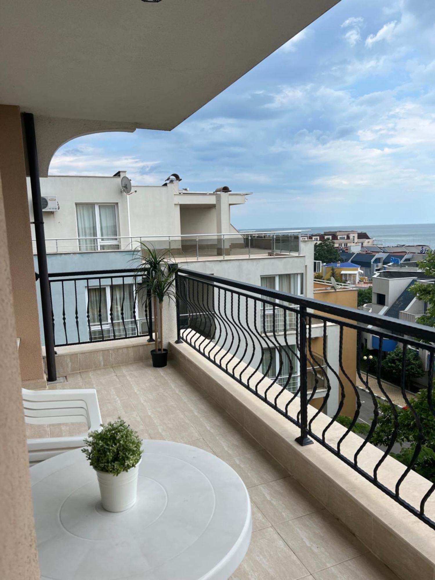 Antorini Apartments Sveti Vlas Exteriör bild
