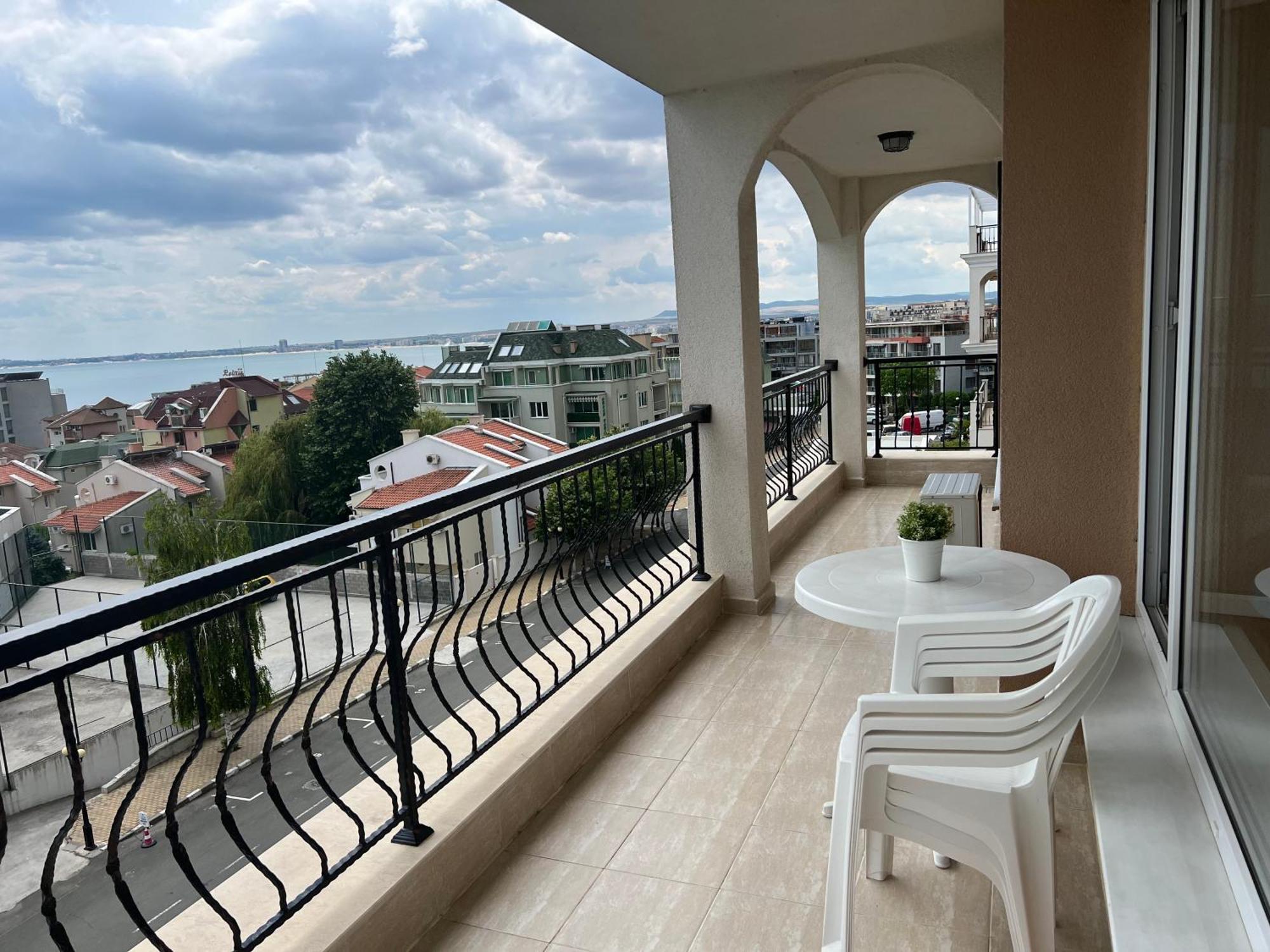 Antorini Apartments Sveti Vlas Exteriör bild
