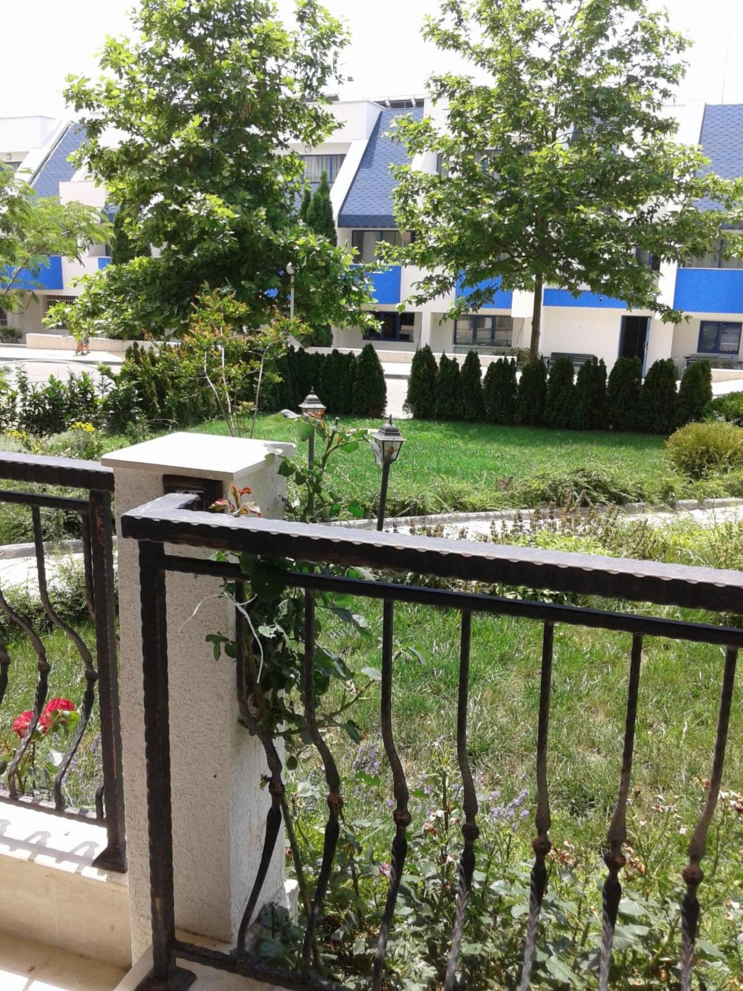 Antorini Apartments Sveti Vlas Exteriör bild