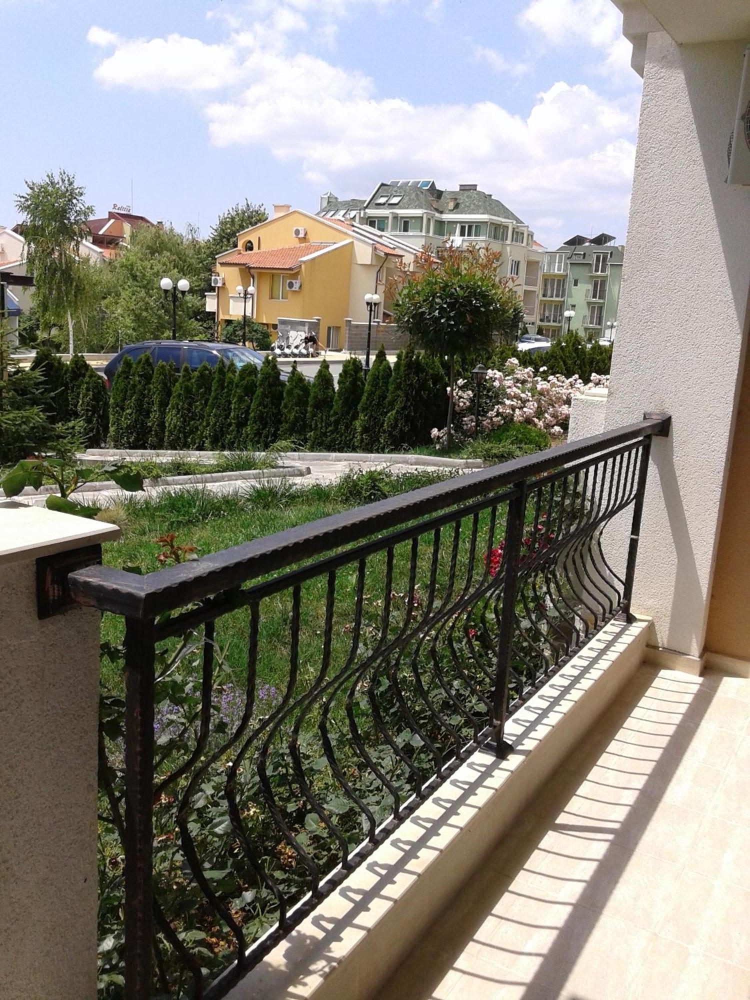Antorini Apartments Sveti Vlas Rum bild