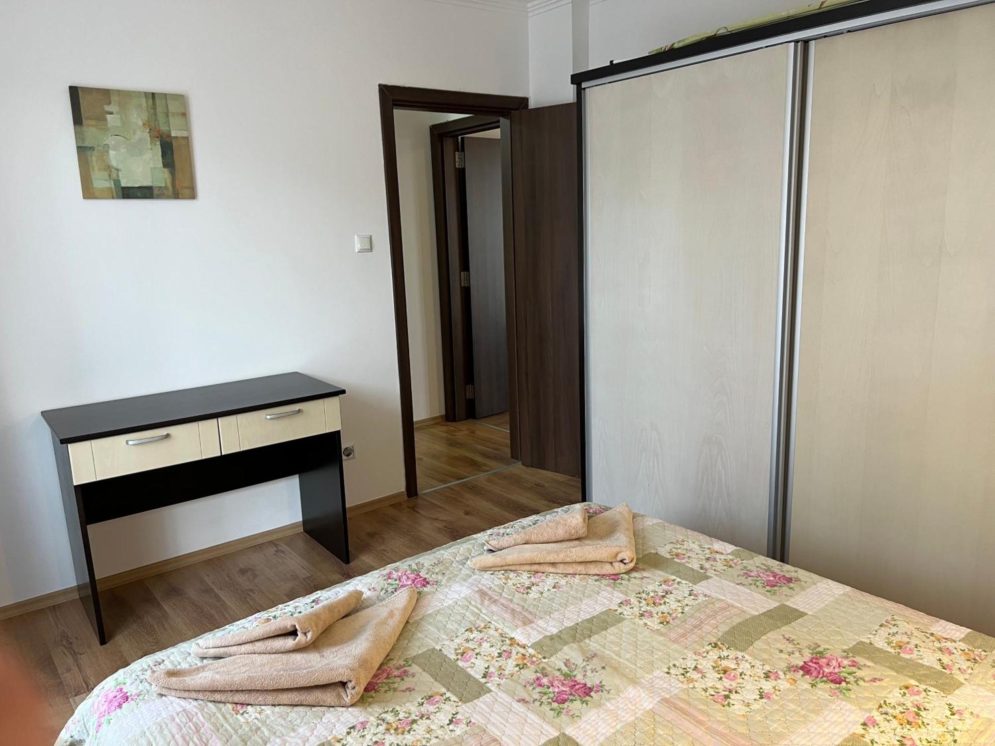 Antorini Apartments Sveti Vlas Exteriör bild
